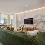 Ground Floor, Sea View At Hills!