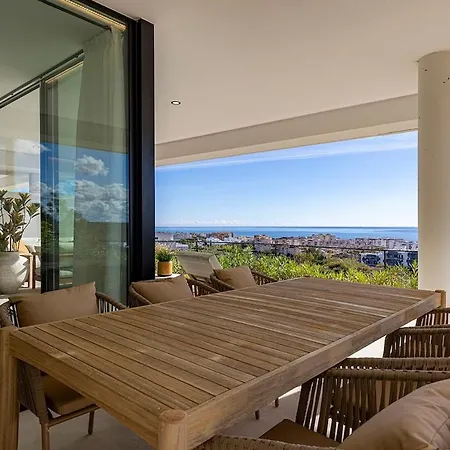 Ground Floor, Sea View At Hills!