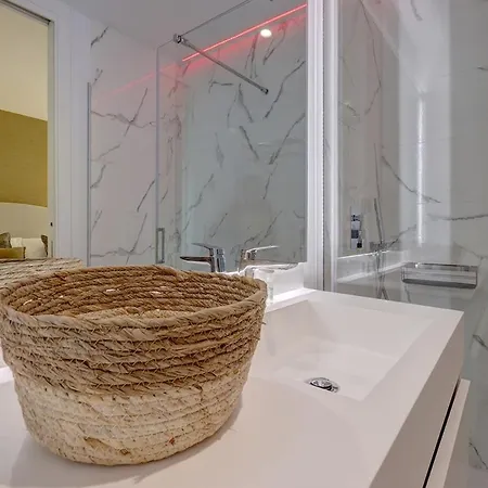 Ground Floor, Sea View At Hills! Estepona