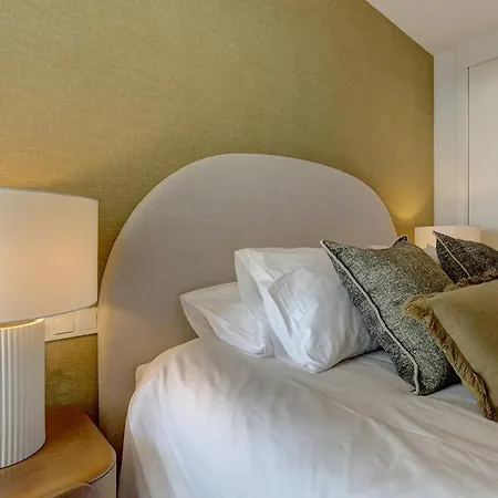 Ground Floor, Sea View At Hills! *