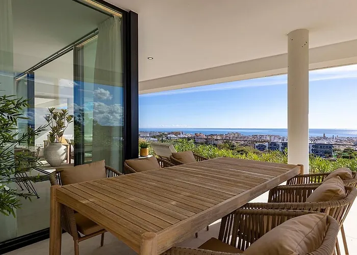 Ground Floor, Sea View At Hills!