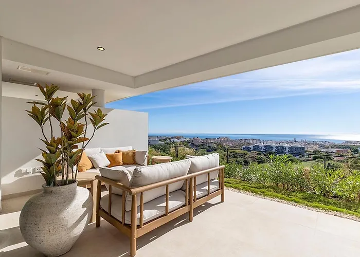 Ground Floor, Sea View At Hills! Estepona