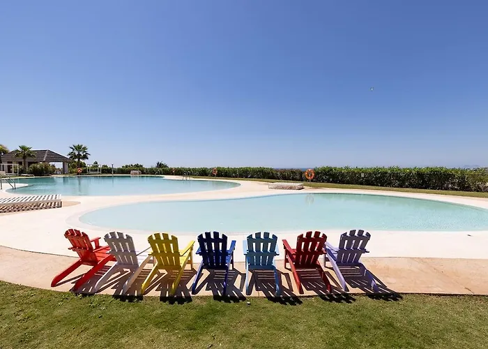 Ground Floor, Sea View At Hills! *