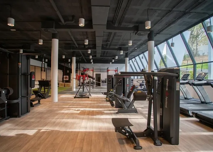 Ground Floor, Sea View At Hills!