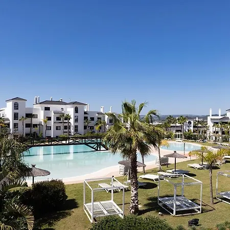 Ground Floor, Sea View At Hills! *