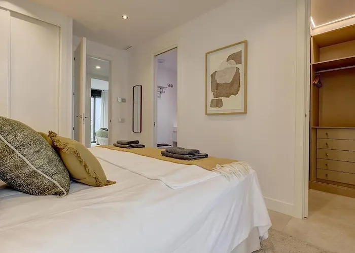 Apartment Ground Floor, Sea View At Hills!