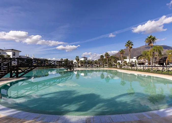 Apartment Ground Floor, Sea View At Hills!