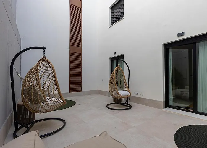 Ground Floor, Sea View At Hills! Apartment Estepona