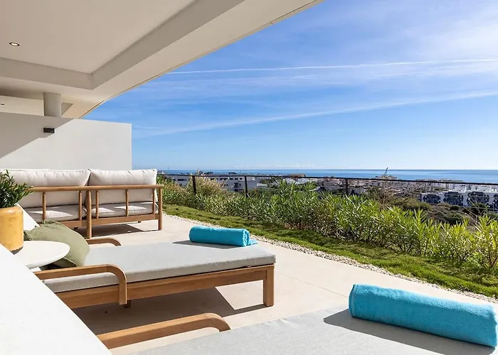 Ground Floor, Sea View At Hills! * エステポナ