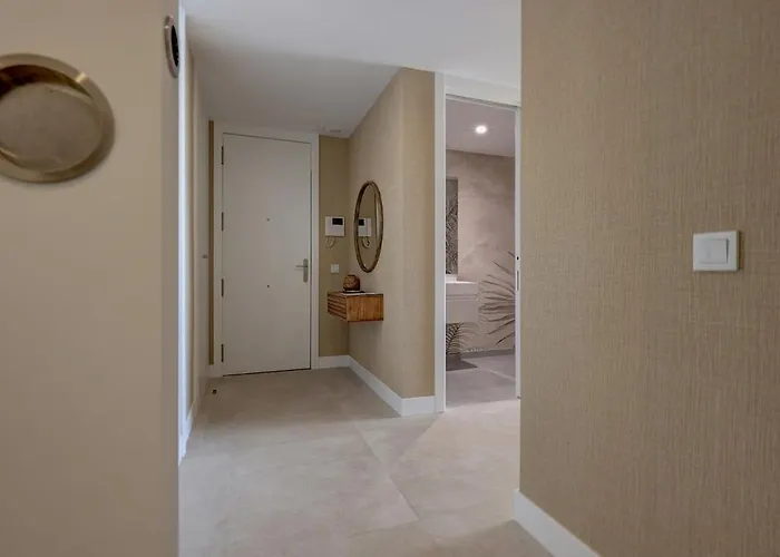 Ground Floor, Sea View At Hills! * Εστεπόνα