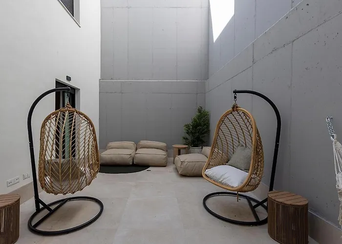 Ground Floor, Sea View At Hills! Διαμέρισμα *